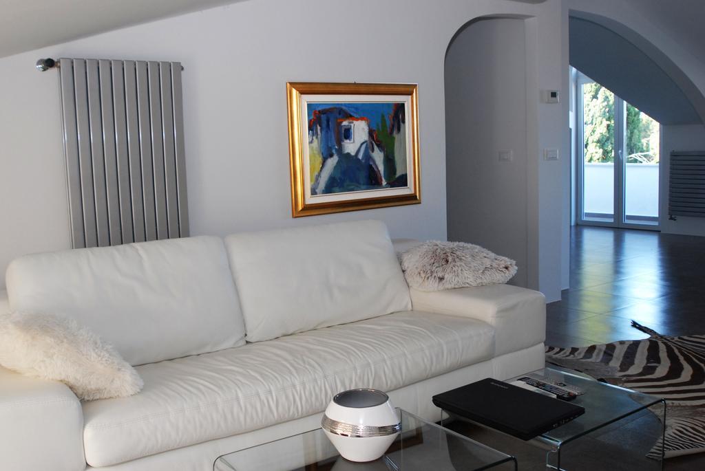 Apartment Klara Pula Bagian luar foto