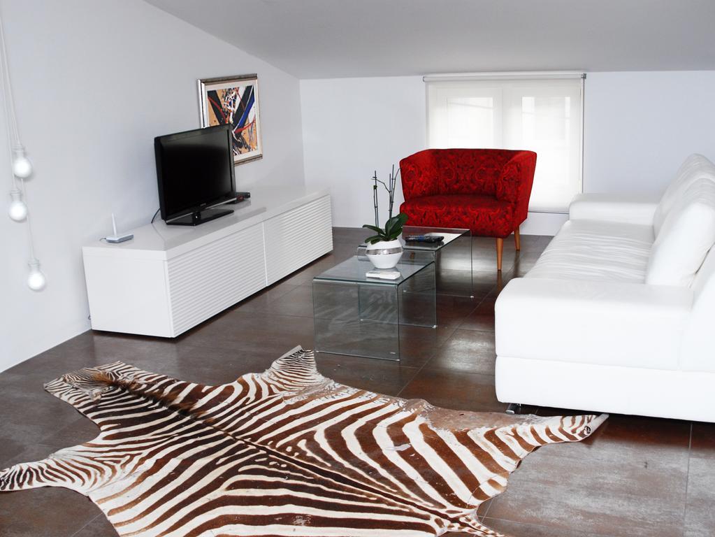 Apartment Klara Pula Bagian luar foto